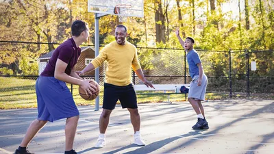 Parents, do you know your children’s friends? (See paragraph 14) d