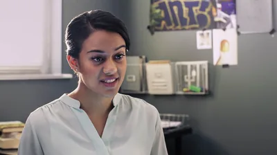 A scene from the video ‘Experience the Joy of Disciple-Making—Improve Your Skills—Reaching the Heart.’ Neeta reasons on the Scriptures.