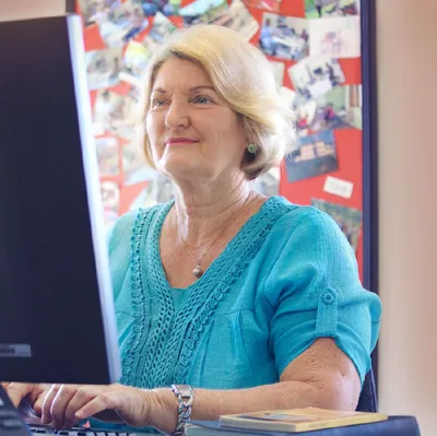 Wendy works at a remote translation office in Vanuatu
